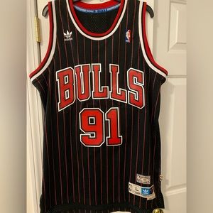Adidas Hardwood Classic. Size - L. Black/Red Pinstripe 90’s Bulls Jersey- Rodman